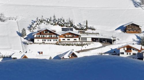 Hostal Kedul Alpine Lodge