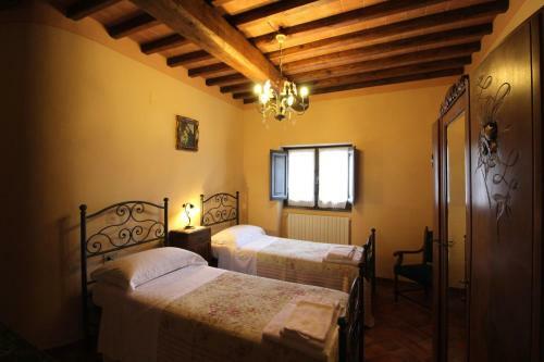 San Giustino Valdarno Villa Sleeps 6 Pool Wifi