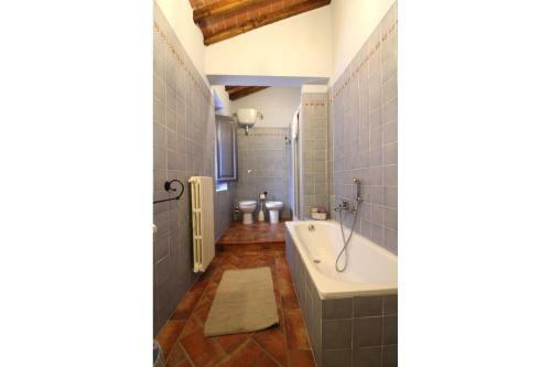 San Giustino Valdarno Villa Sleeps 6 Pool Wifi