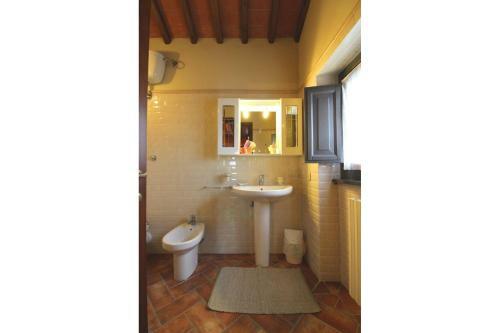 San Giustino Valdarno Villa Sleeps 6 Pool Wifi