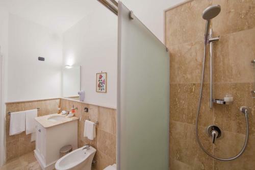 Casina Metrano-castello Monaci