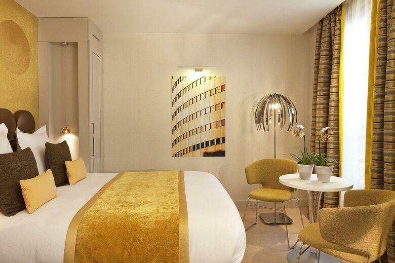 Hotel Le Petit Paris