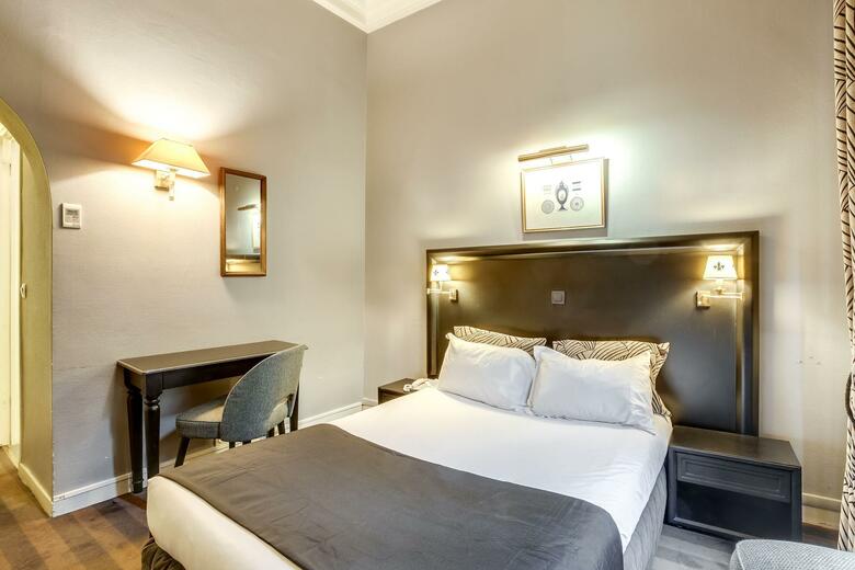 Hotel H�tel Op�ra Maintenon