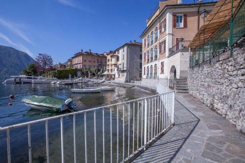 Sala Comacina Apartment Sleeps 3