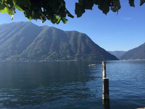 Colonno Villa Sleeps 8