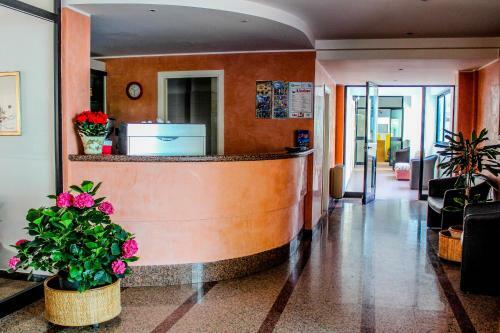 Hotel Holiday