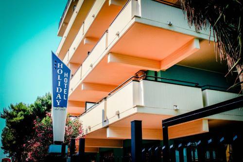 Hotel Holiday