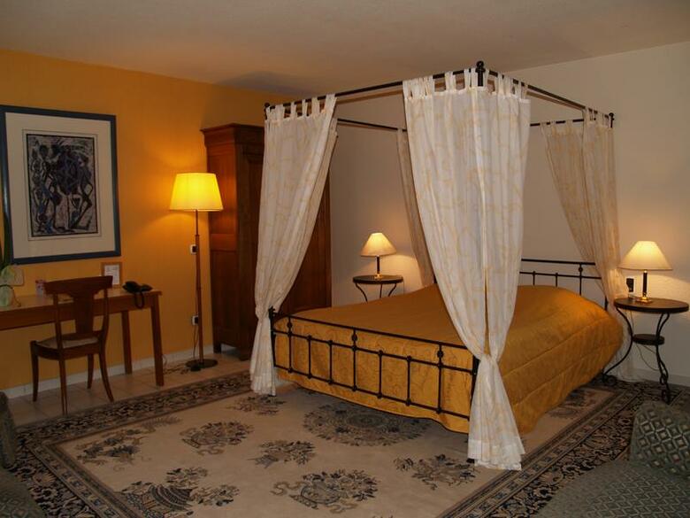 Hotel Morph�e