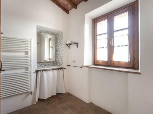 San Casciano Dei Bagni Villa Sleeps 12 Pool Wifi
