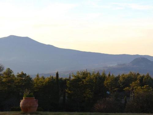 San Casciano Dei Bagni Villa Sleeps 12 Pool Wifi