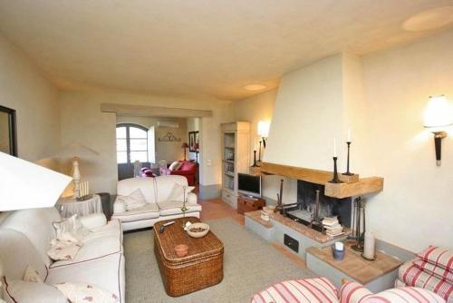 San Casciano Dei Bagni Villa Sleeps 13 Pool Air Con
