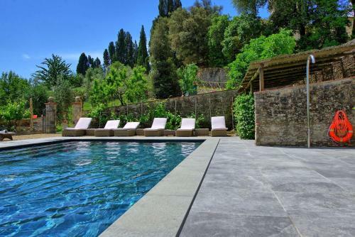 San Donato In Collina Apartment Sleeps 12