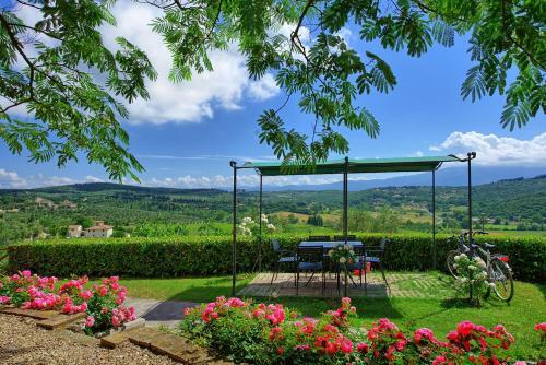 San Donato In Collina Apartment Sleeps 12