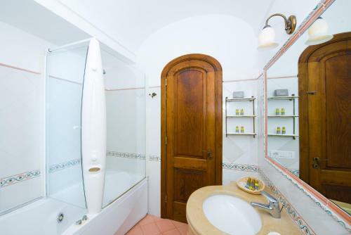 A Stylish Villa In A Unique Position!!!
