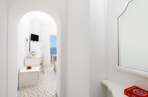 Hotel Tramonto D'oro