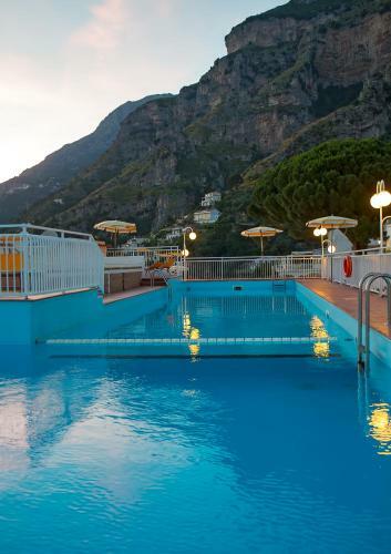 Hotel Tramonto D'oro