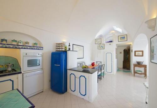 Praiano Villa Sleeps 6 T721533