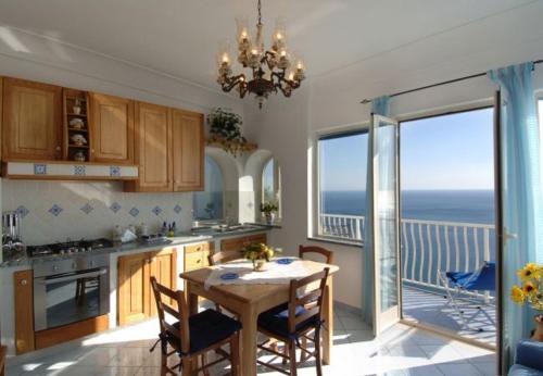 Praiano Apartment Sleeps 4