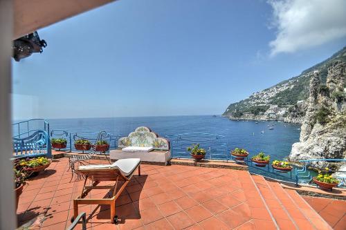 Praiano Villa Sleeps 14 Pool Air Con Wifi