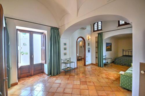 Praiano Villa Sleeps 8 Pool Air Con Wifi