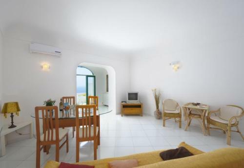 Praiano Apartment Sleeps 2