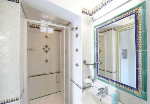 Praiano Apartment Sleeps 6 T721478