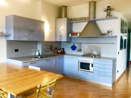 Apartamento Residence "delfino" Con Piscina E Campo Da Tennis
