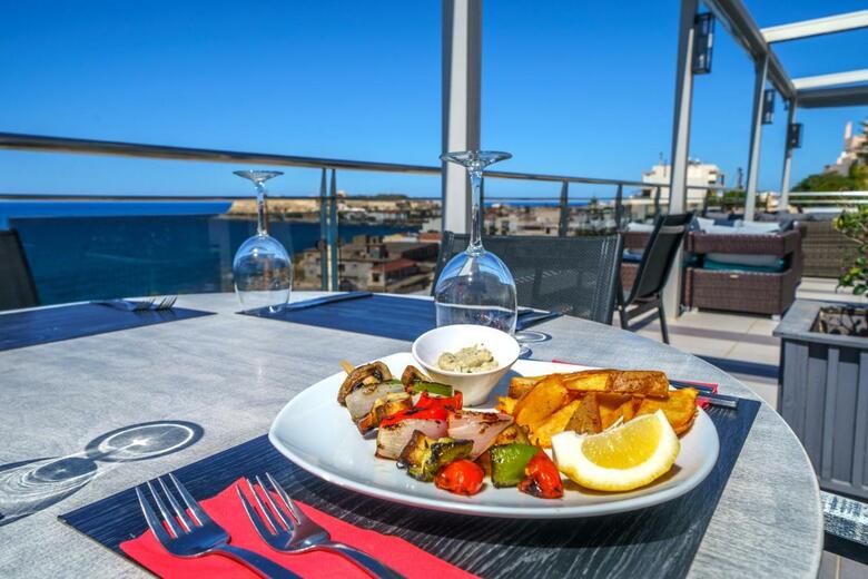 Hotel Macaris Suites And Spa