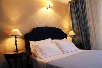 Albergue Four Seasons Pension Guest House