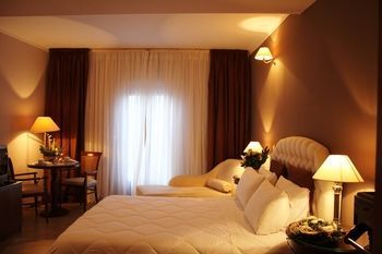 Albergue Four Seasons Pension Guest House