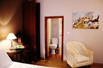 Albergue Four Seasons Pension Guest House