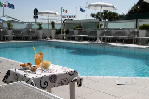 Club Hotel