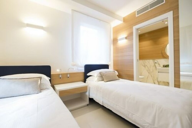 Aparthotel Metropol Ceccarini Suite
