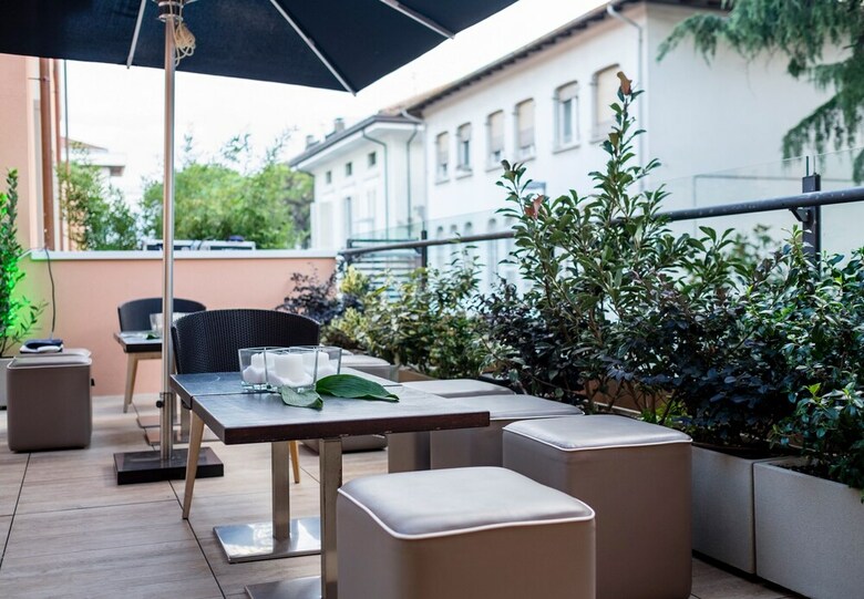 Aparthotel Metropol Ceccarini Suite