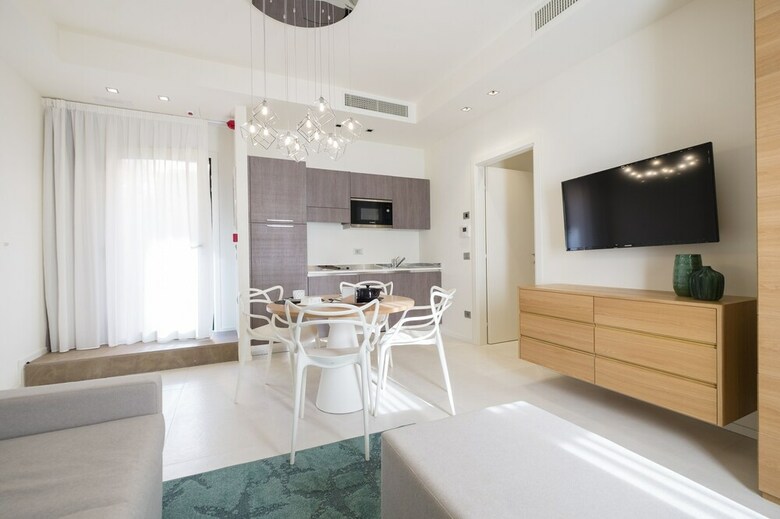Aparthotel Metropol Ceccarini Suite
