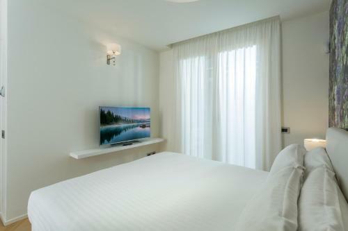 Embassy Aparthotel
