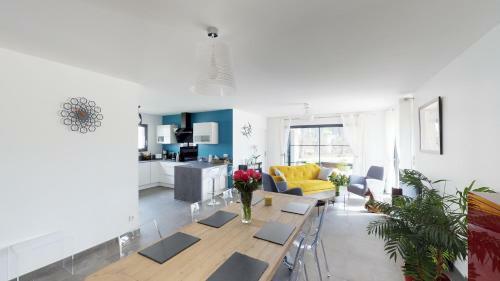 Bed & Breakfast C�t� Pin�de