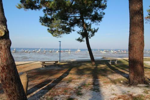 Maison 2 Chambres � Deux Pas De La Plage Du Betey