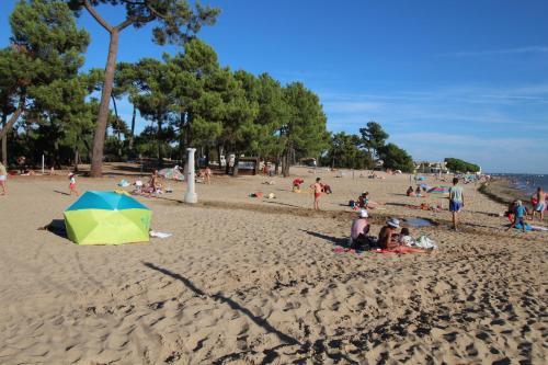 Maison 2 Chambres � Deux Pas De La Plage Du Betey
