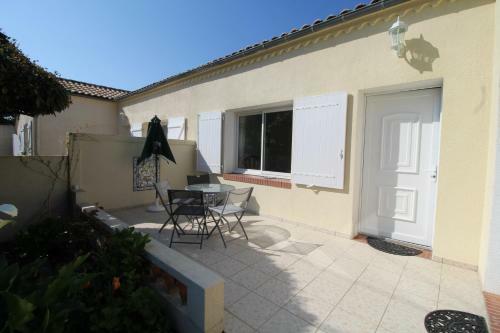 Maison 2 Chambres � Deux Pas De La Plage Du Betey