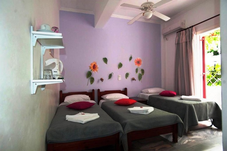 Hotel Marisa Rooms