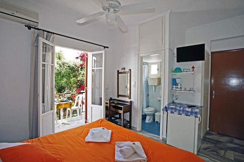 Hotel Marisa Rooms