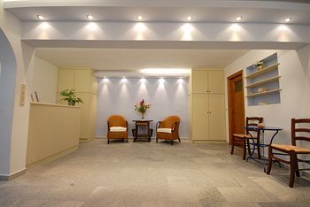 Hotel Al Mare Studios & Rooms