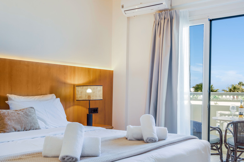 Socrates Hotel Apts