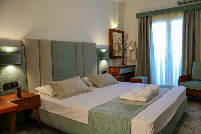 Hotel Dionysis Studios