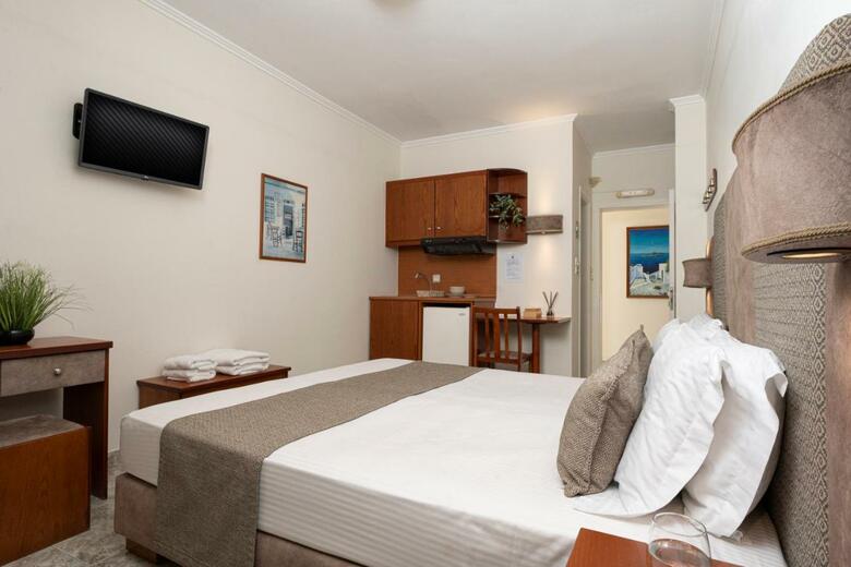 Hotel Dionysis Studios