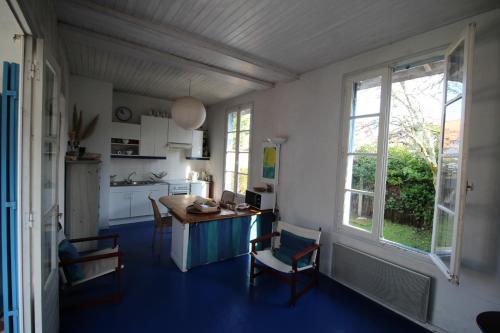 Petite Maison Typique Ar�s