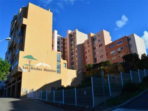 Apartment Roches Blanches 3