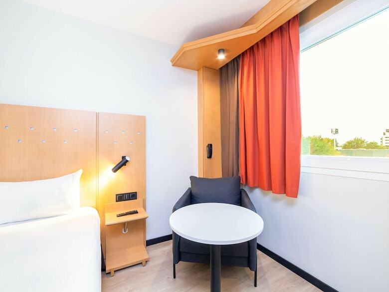Hotel Alcal� De Henares