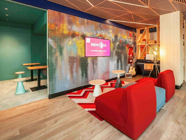 Hotel Alcal� De Henares